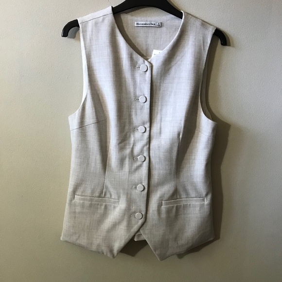 NWT The A&F Mara Button-Through Vest - Picture 6 of 8